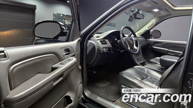 Cadillac Escalade 3세대, 2008 11