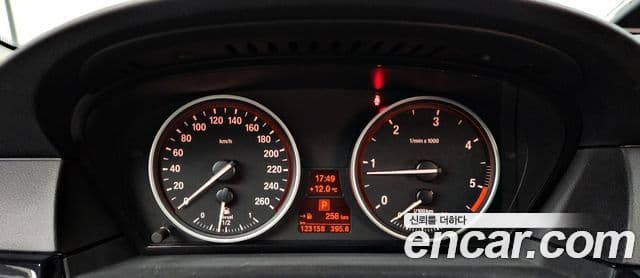 BMW 5시리즈 (E60) 520d седан, 2010 8