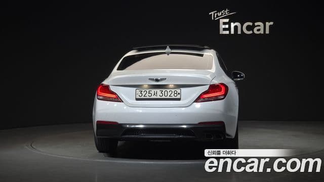 Genesis G70 Elite, 2020 4