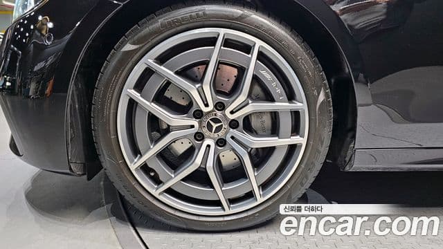 Mercedes-Benz E-класс W213 AMG Line, 2023 все фото