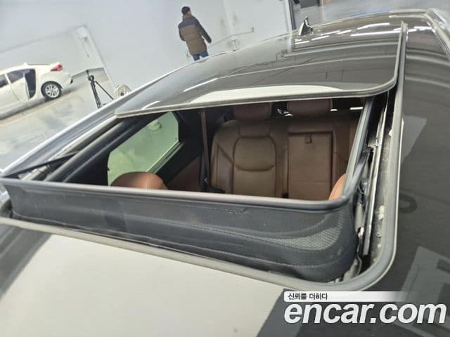 Genesis GV70, 2022 13