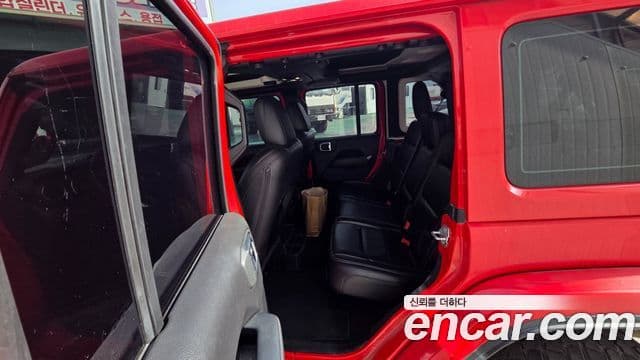 Jeep Wrangler (JL) 2.0 Overland 4도어, 2019 12