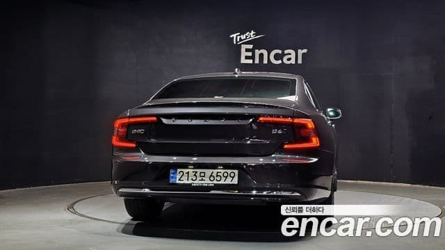 Volvo S90 B6 AWD Ultimate Bright, 2023 4
