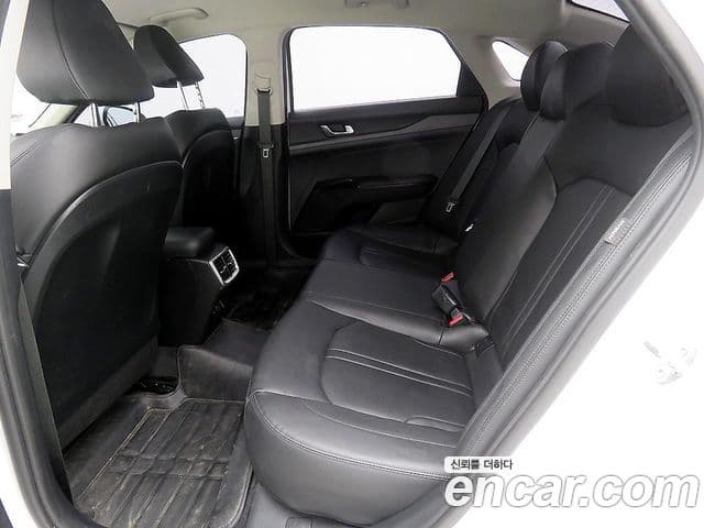 Kia K5 3세대 Trendy, 2023 7