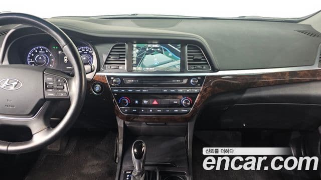 Hyundai Aslan Modern, 2017 14