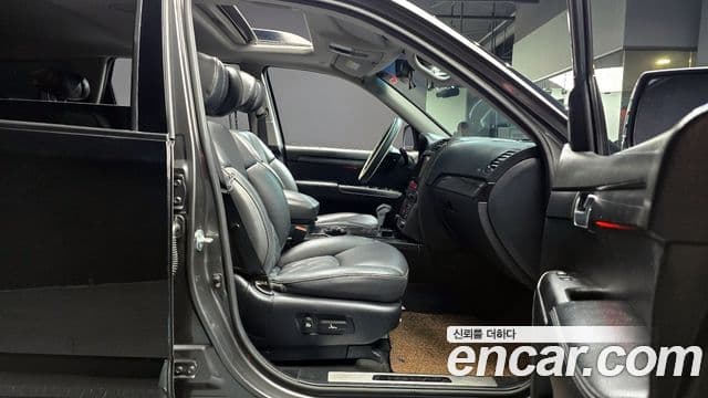 Kia Mohave 4WD KV300, 2014 10