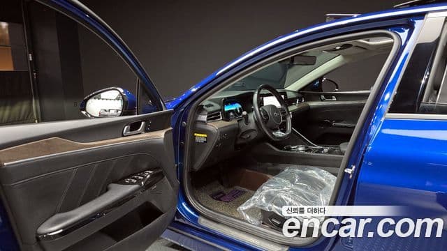 Kia K5 3세대 Signature, 2020 10