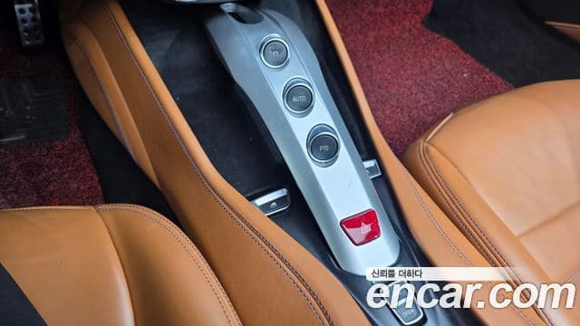 Ferrari 캘리포니아 T 3.9 V8, 2016 9