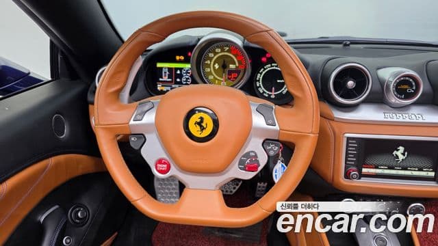 Ferrari 캘리포니아 T 3.9 V8, 2016 13