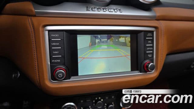 Ferrari 캘리포니아 T 3.9 V8, 2016 15