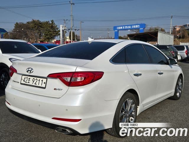 Hyundai LF Sonata Special, 2016 6
