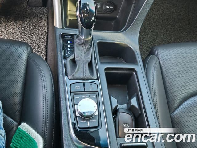 Hyundai LF Sonata Special, 2016 13