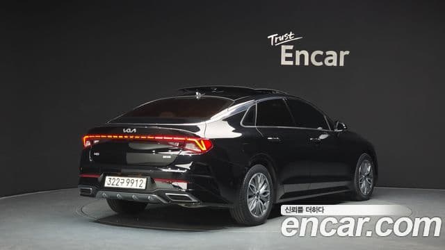 Kia K5 гибрид 3세대 Signature, 2023 2