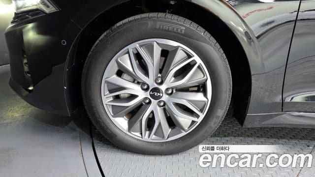 Kia K5 гибрид 3세대 Signature, 2023 все фото