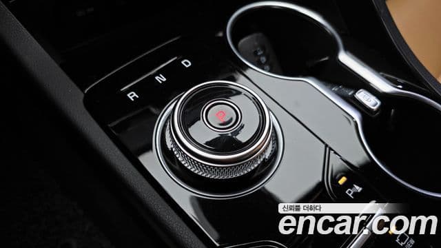 Kia K5 гибрид 3세대 Signature, 2023 9