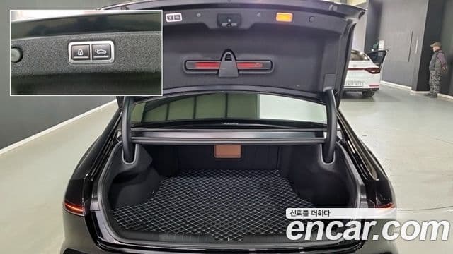 Hyundai Grandeur (GN7) Exclusive, 2025 16