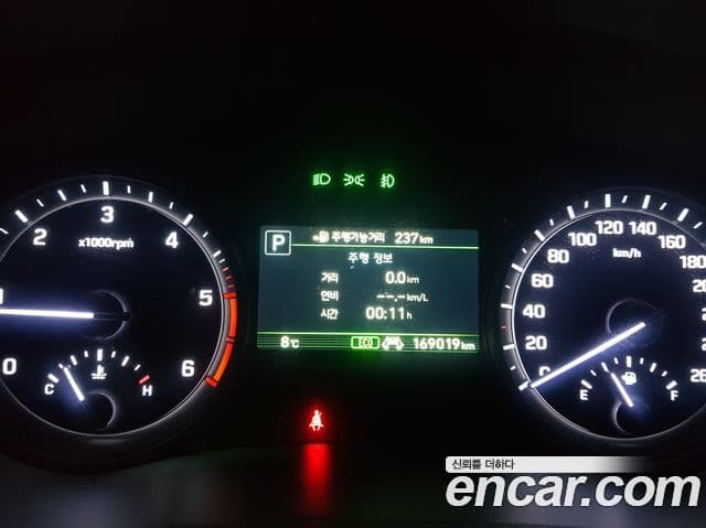 Genesis G80 Premium Luxury, 2018 8