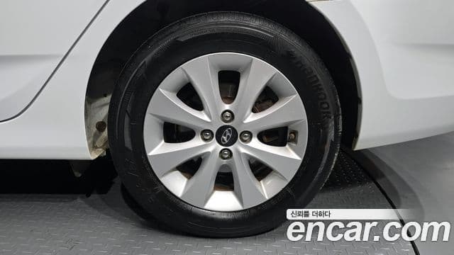 Hyundai Accent(новый кузов / новое поколение) Modern, 2016 все фото