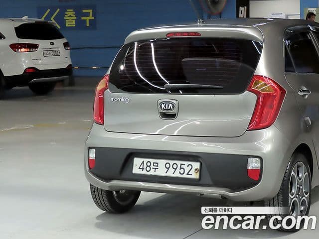 Kia All New Morning Luxury Sport, 2014 17