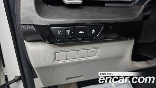 Kia Carnival 4세대 Signature, 2023 12