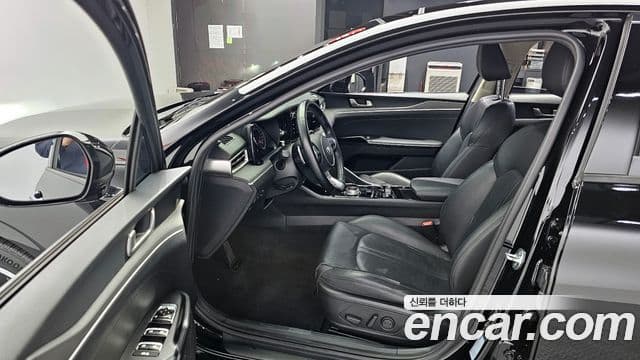 Kia K5 3세대 Trendy, 2021 10