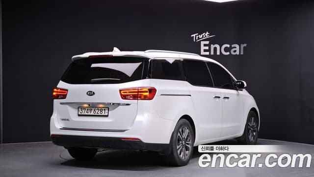 Kia The / новый New Carnival Prestige, 2019 2
