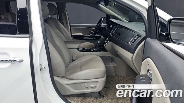 Kia The / новый New Carnival Prestige, 2019 11