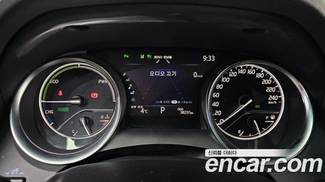 Toyota 캠리 (XV70) 2.5 XLE гибрид, 2021 8