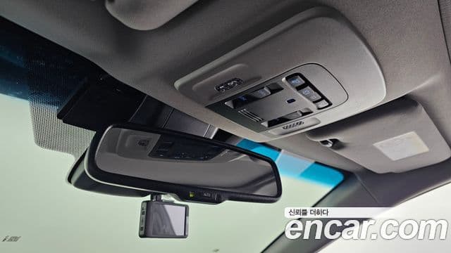 Toyota 캠리 (XV70) 2.5 XLE гибрид, 2021 16