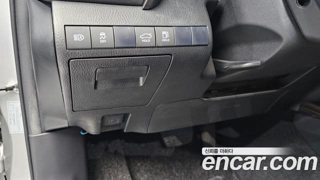 Toyota 캠리 (XV70) 2.5 XLE гибрид, 2021 18