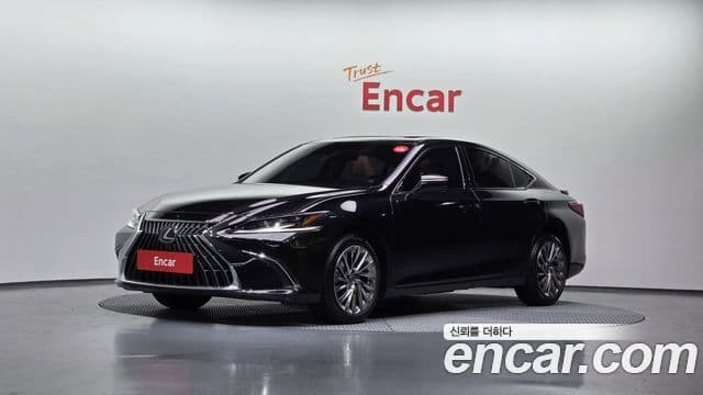 Lexus ES300h 7세대 Executive, 2025 1