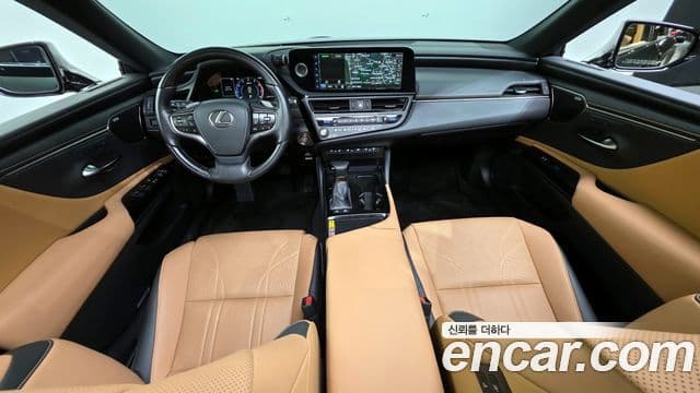Lexus ES300h 7세대 Executive, 2025 7