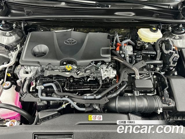 Toyota 캠리 (XV80) 2.5 XLE Premium гибрид, 2025 6