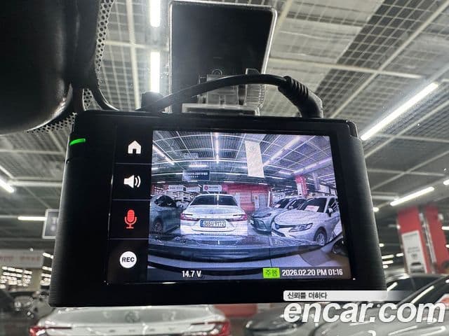 Toyota 캠리 (XV80) 2.5 XLE Premium гибрид, 2025 16