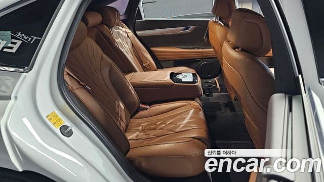 Genesis G80 (RG3) бензин 2.5 турбо AWD, 2021 12