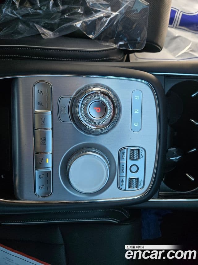 Genesis G90 (RS4) бензин 3.5 турбо AWD, 2023 9