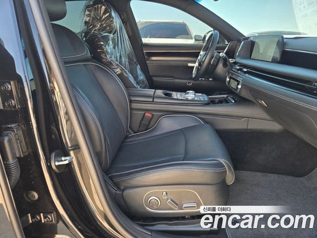 Genesis G90 (RS4) бензин 3.5 турбо AWD, 2023 11