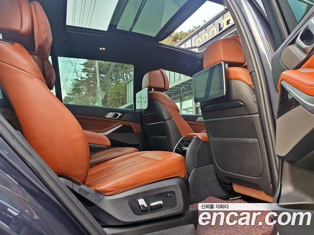 BMW X7 (G07) xDrive 40i M Sport 7인승, 2021 7