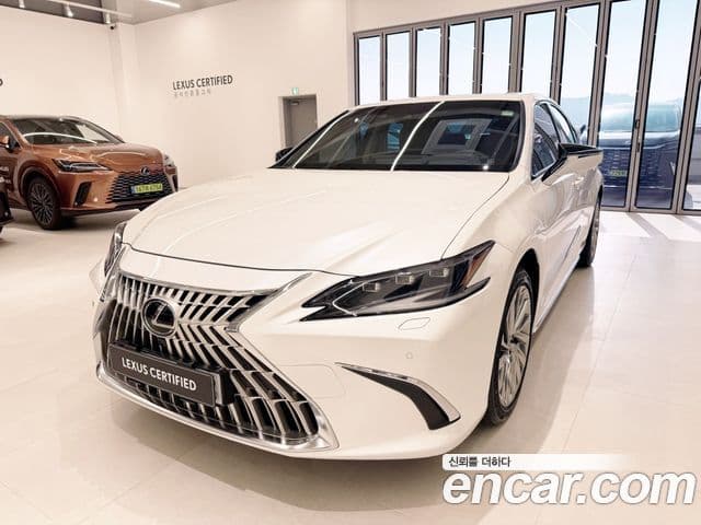 Lexus ES300h 7세대 Executive, 2026 1