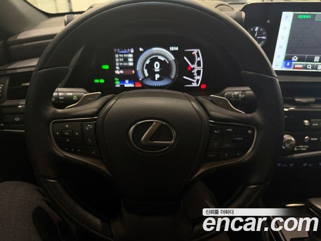 Lexus ES300h 7세대 Executive, 2026 11
