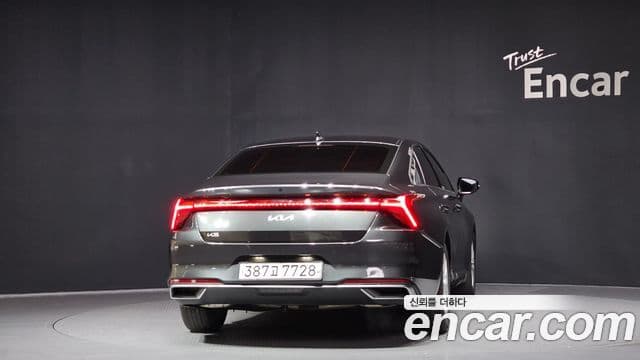 Kia K8 Trendy(арендный автомобиль), 2023 4