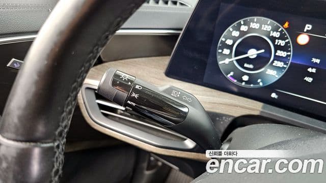 Kia K8 Trendy(арендный автомобиль), 2023 18