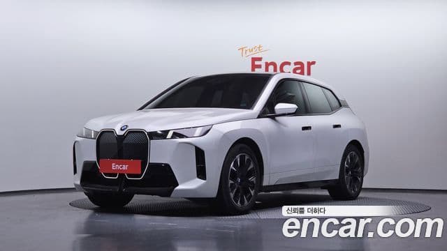 BMW iX xDrive45 M Sport, 2026 11