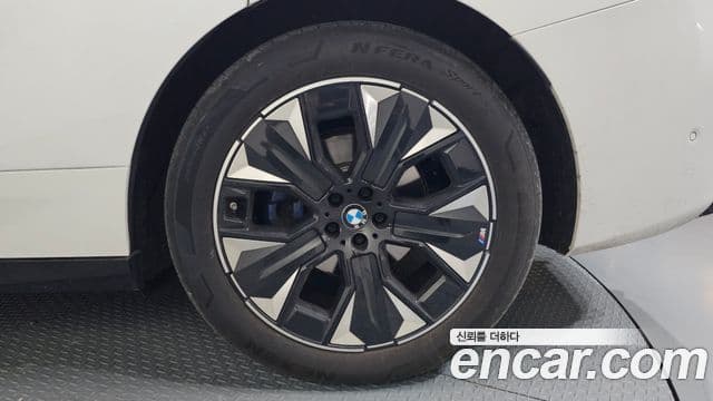 BMW iX xDrive45 M Sport, 2026 все фото