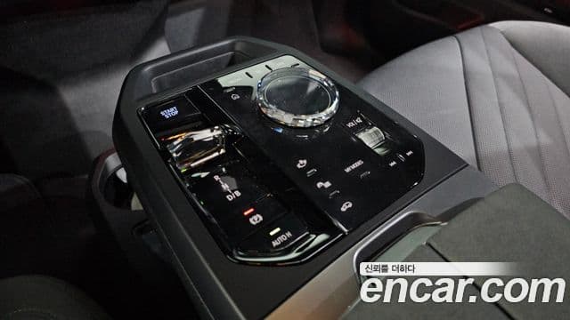 BMW iX xDrive45 M Sport, 2026 9