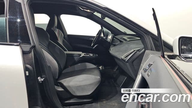 BMW iX xDrive45 M Sport, 2026 12