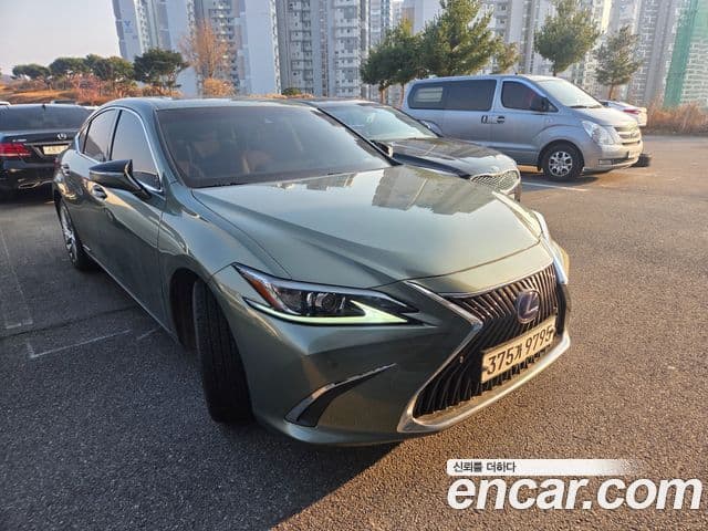 Lexus ES300h 7세대 Luxury Plus, 2021 3
