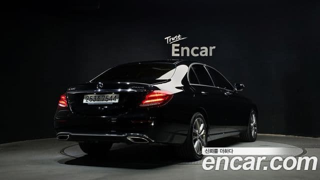 Mercedes-Benz E-класс W213 Avantgarde, 2019 2
