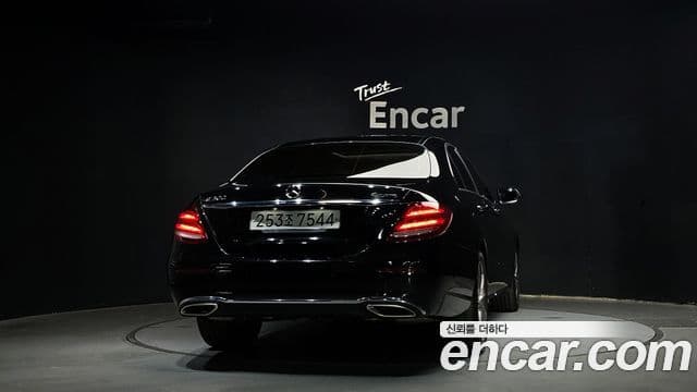 Mercedes-Benz E-класс W213 Avantgarde, 2019 4