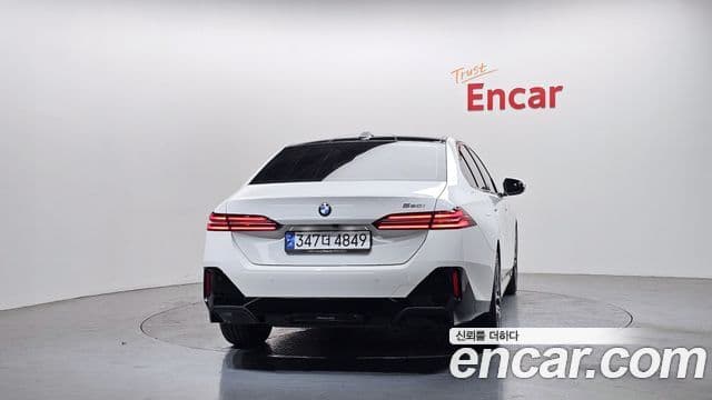 BMW 5시리즈 (G60) 520i M Sport, 2024 4